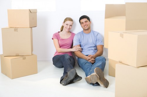 Boxes and protective wrapping arranged for a cross-border house move