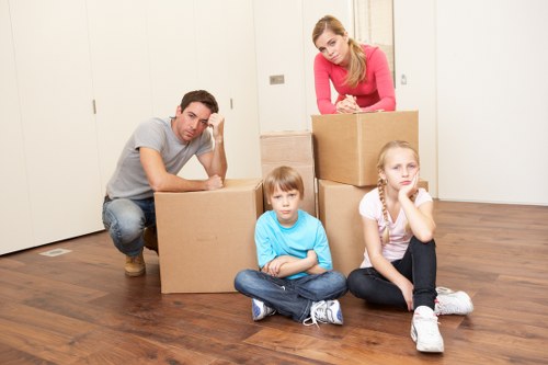 International moving service and logistics planning in Belgium
